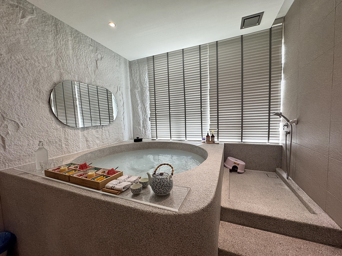 38 Degree Onsen JB Review | 4-in-1 private spa for couples
